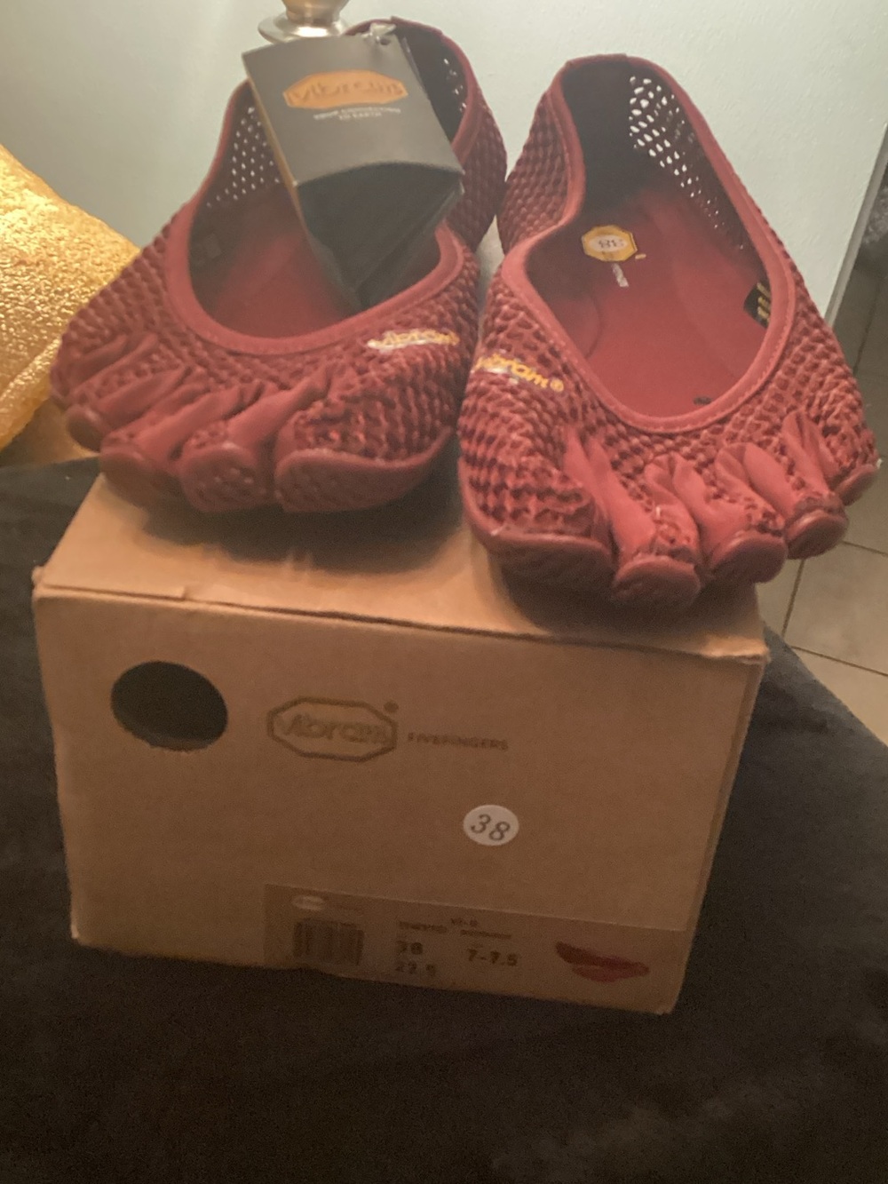 Vibram Women's Burgundy FiveFingers Minimalist Toe Flats